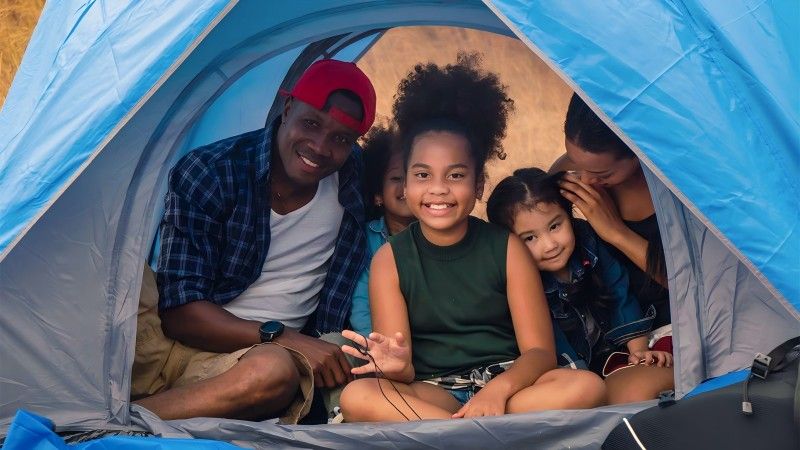 5 Essential Tips for a Savvy Family Camping Trip
