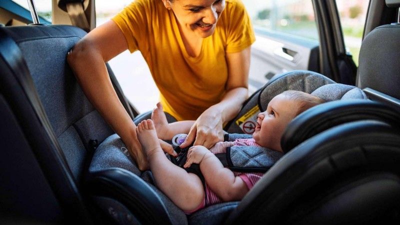 How to choose the best child car safety seat?